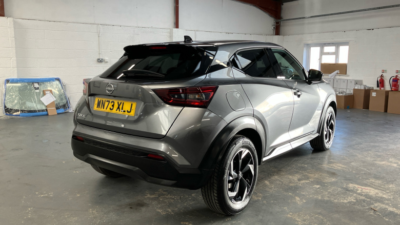 Nissan Juke 1.0 DiG-T 114 N-Connecta 5dr DCT Petrol Hatchback